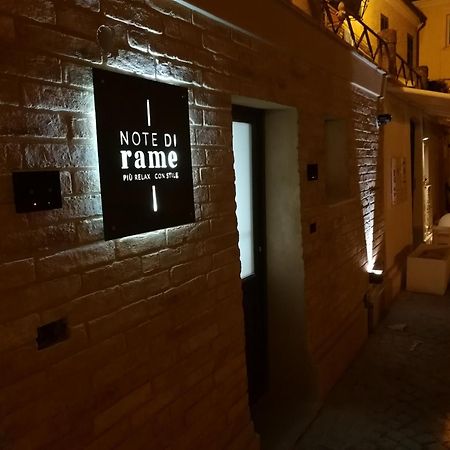 Апартаменти Note Di Rame Кастельфідардо Екстер'єр фото